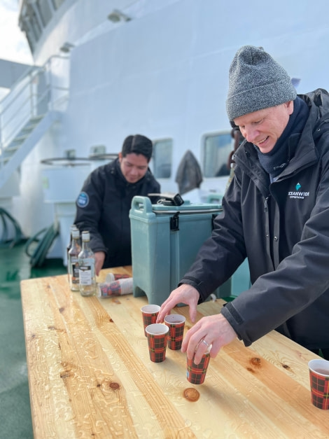 OTL25-23,  Day 13 hot choco- elizabeth © Elizabeth Robinson - Oceanwide Expeditions.jpeg