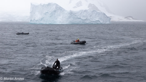 OTL26-23, Day 4, Zodiacs and ice Martin © Martin Anstee Photography - Oceanwide Expeditions.jpg