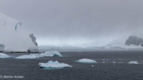 OTL26-23, Day 6, Lemaire Martin (2) © Martin Anstee Photography - Oceanwide Expeditions.jpg