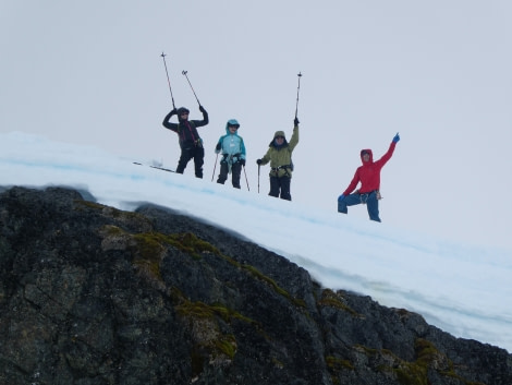 PLA26-23, Mountaineering P1001934 © Unknown Photographer - Oceanwide Expeditions.jpeg