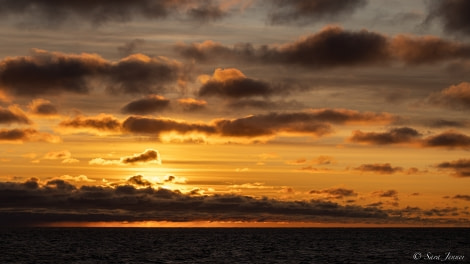 OTL28-23, Day 11, Sunset © Sara Jenner - Oceanwide Expeditions.jpg