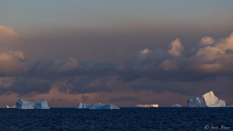 OTL28-23, Day 21, Sunrise 3 © Sara Jenner - Oceanwide Expeditions.jpg