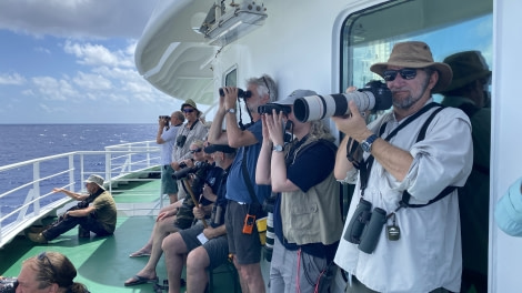 HDS34-23, Day 25, birdingondeck-meikesjoer © Meike Sjoer - Oceanwide Expeditions.JPG