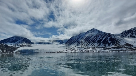 PLA05-23, Day 4, Magdalenafjord © Unknown photographer - Oceanwide Expeditions.jpg