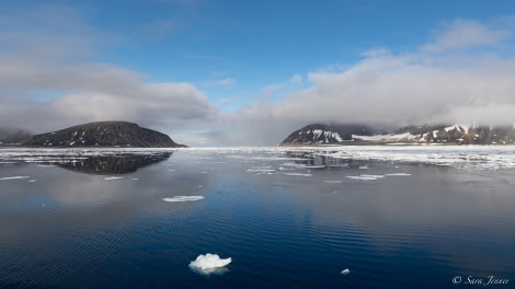 HDS09-23, Day 6, Seven Islands 1 © Sara Jenner - Oceanwide Expeditions.jpg