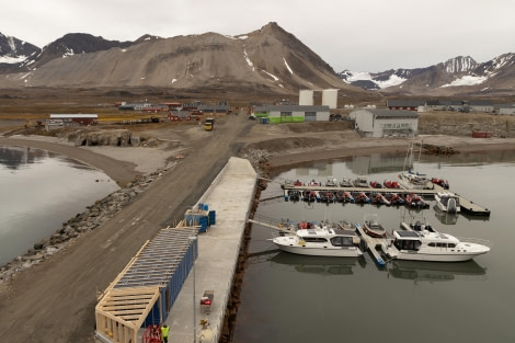 HDS10x23, Day 2, Ny Alesund town © Unknown photographer - Oceanwide Expeditions.jpg