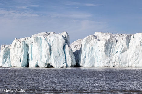 HDS11X23, Day 6, Ice cliff © Martin Anstee - Oceanwide Expeditions.jpg