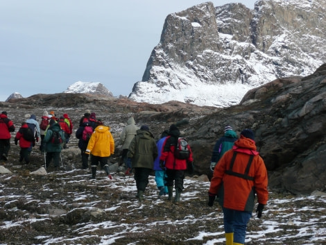 east greenland_walk_tundra (c) rob tully.JPG