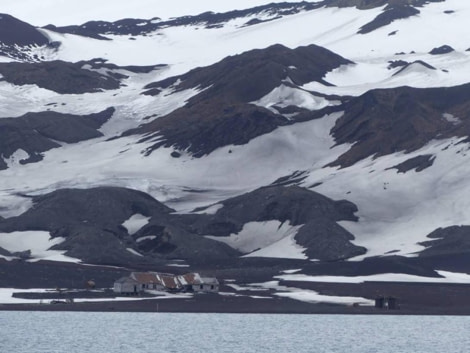 HDS24-23, Day 8, Deception Island © Unknown photographer - Oceanwide Expeditions.jpg