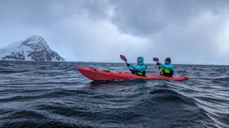 OTL25-24, Day 8, Kayaking © Zet Freiburghaus - Oceanwide Expeditions.jpg