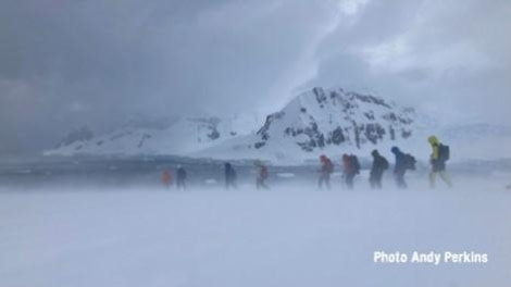 OTL25-24, Day 8, Mountaineering © Andy Perkins Mountain Guide - Oceanwide Expeditions.jpg