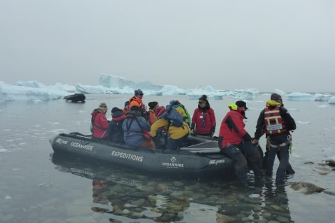 PLA26-24, Day 4, P1000907 © Owain Jones - Oceanwide Expeditions.JPG