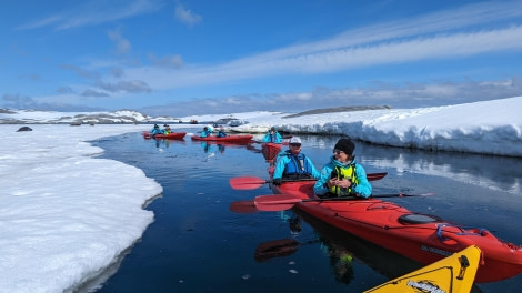 OTL26-24, Day 7, Kayaking © Zet Freiburghaus - Oceanwide Expeditions.jpg