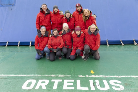 OTL29-24, Day 20, Team photo @ Sara Jenner - Oceanwide Expeditions.jpg