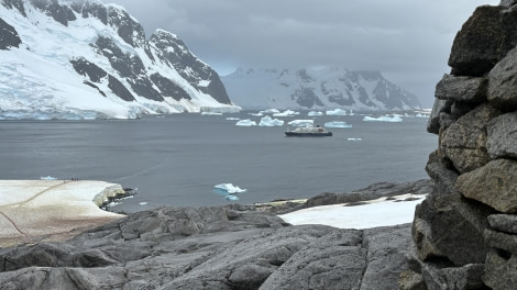 HDS29-24, Day 7, Point Charcot_1958_© Ursula Tscherter - Oceanwide Expeditions.JPG