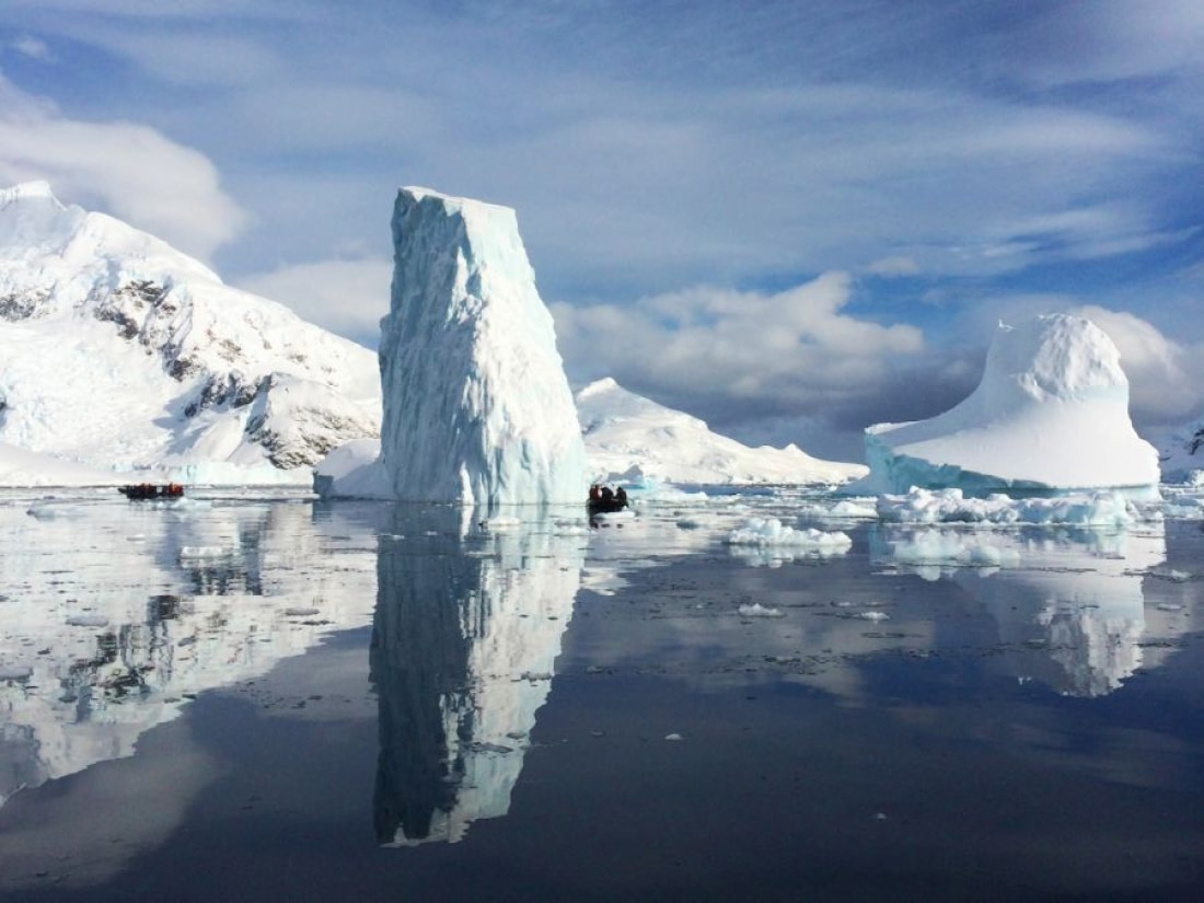 natural tourist attractions in antarctica