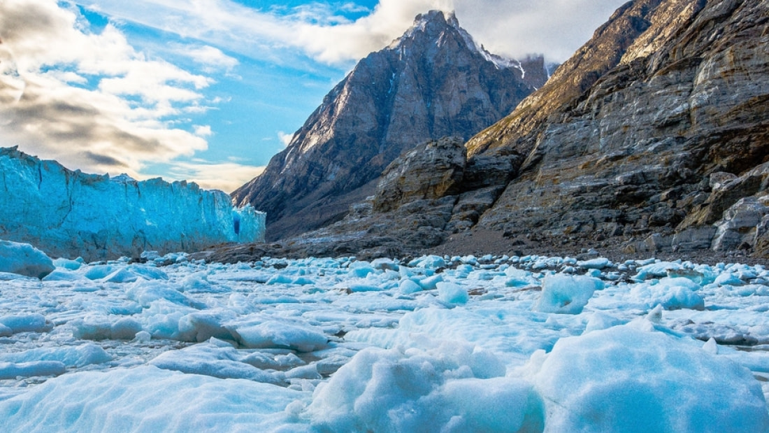 The Arctic midnight sun! - Arctic Portal