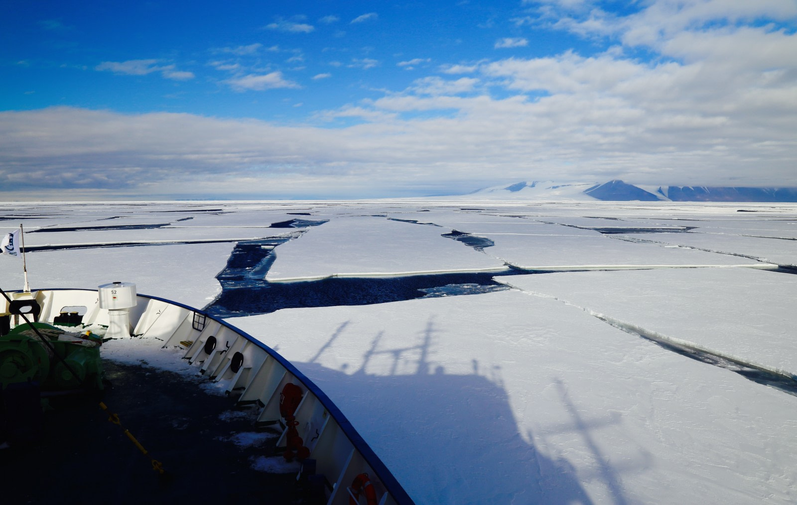 Backrooms levels Iceberg