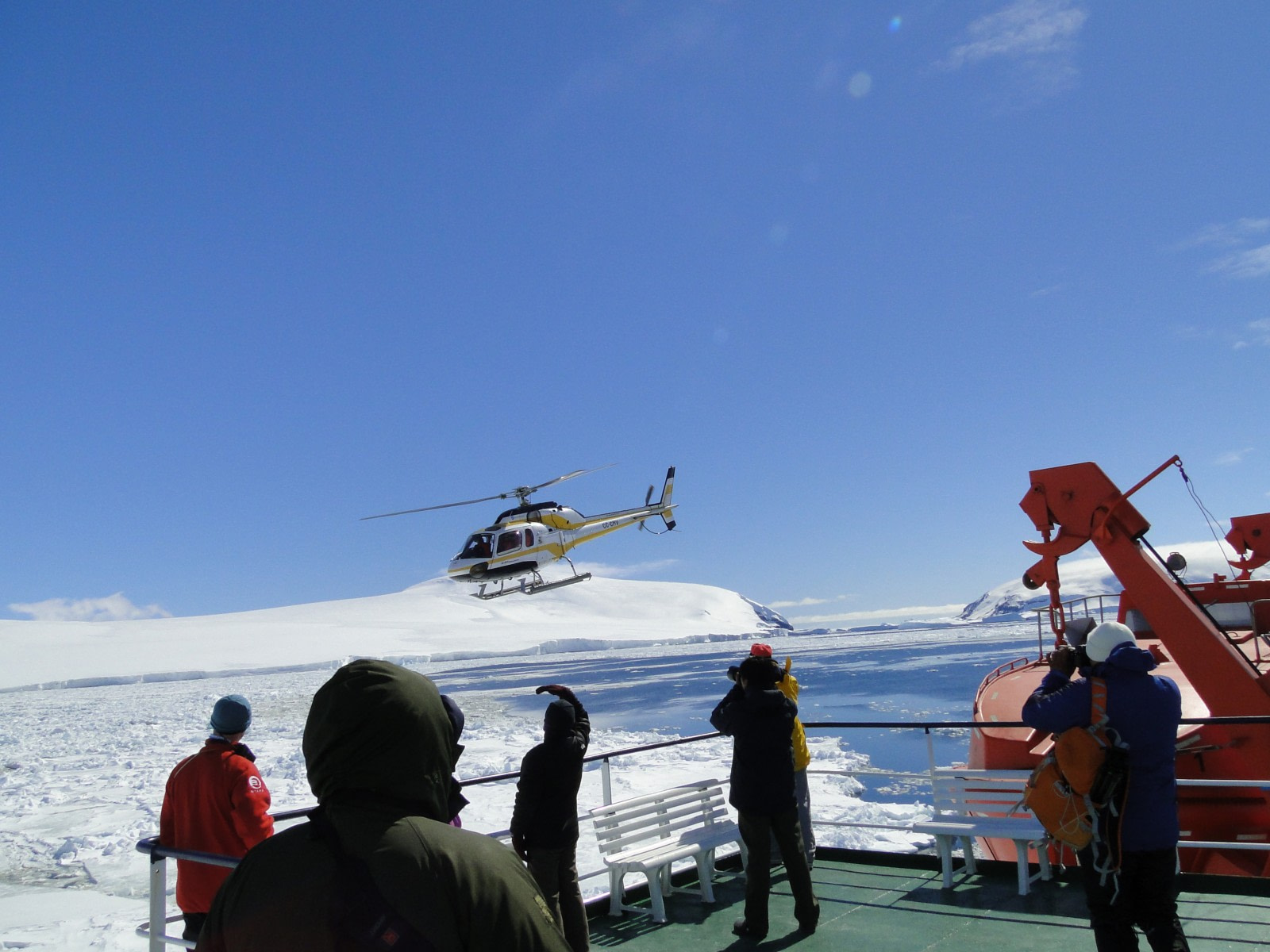 Helicopter, Weddell Sea, Antarctica, November © Hans Murre-Oceanwide Expeditions (1).JPG