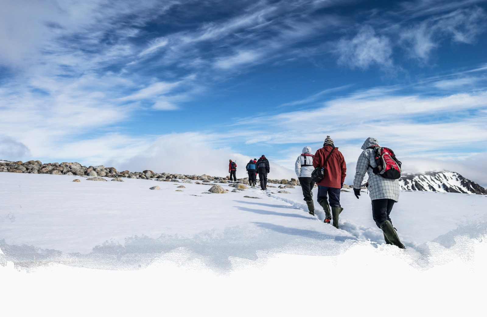 antarctica hiking tours