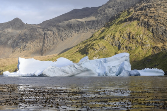 Godthul Bay