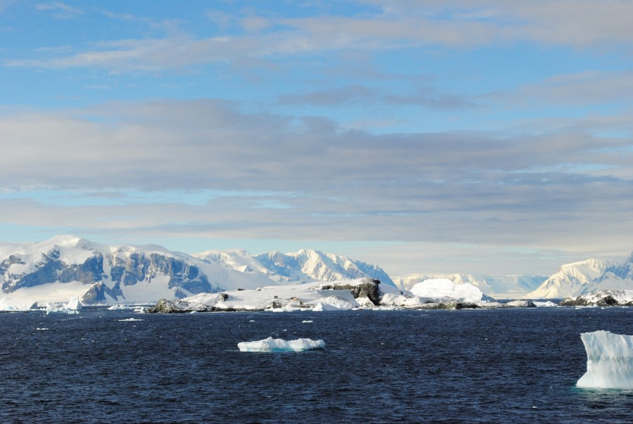 Antarctic scenery