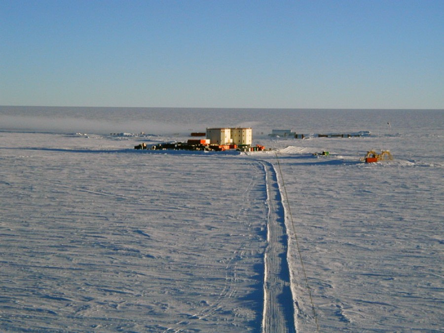 day-and-night-in-antarctica