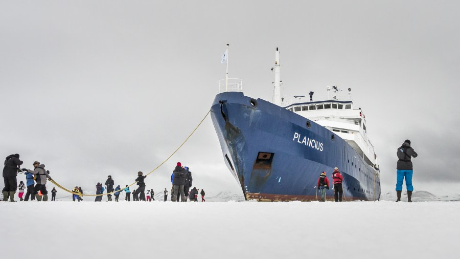 Antarctica, Plancius © Dietmar Denger-Oceanwide Expeditions