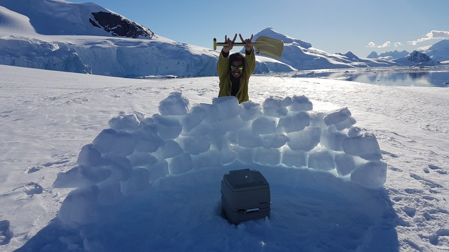 Camping toilet © Ignacio Marino-Oceanwide Expeditions (2).jpg