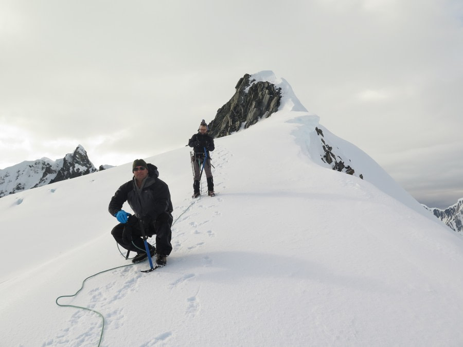 PLA30-17_20170313_Jabet5  Coming back down from the summit_MAL HASKINS-Oceanwide Expeditions.JPG