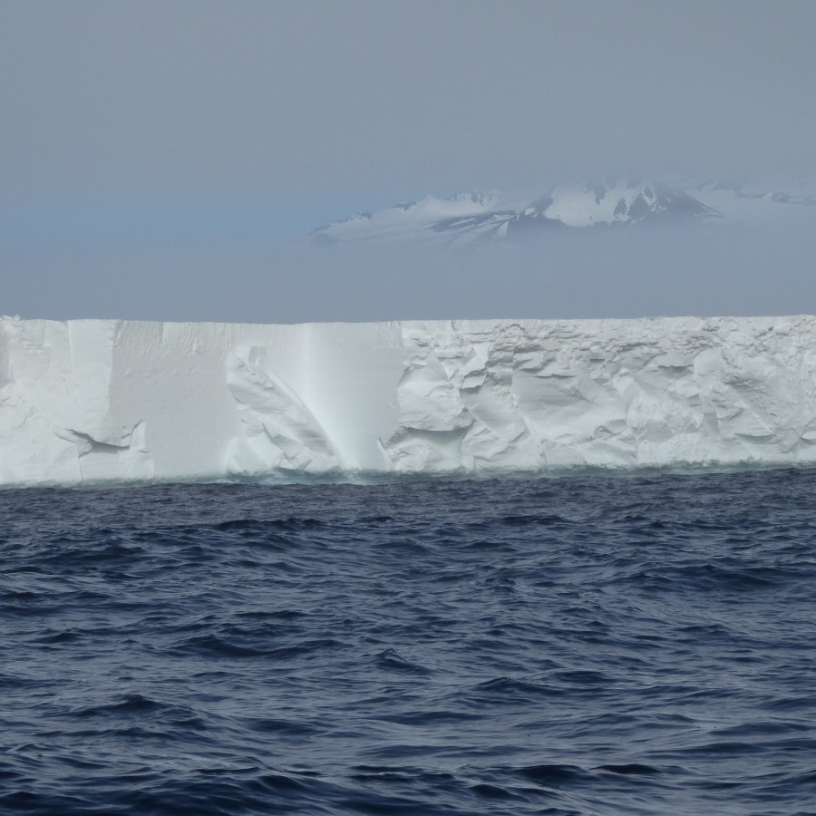 OTL27-17_02Feb, Day 20 Victoria Salem. Ross Ice Shelf with Mount Terror 1-Oceanwide Expeditions.JPG