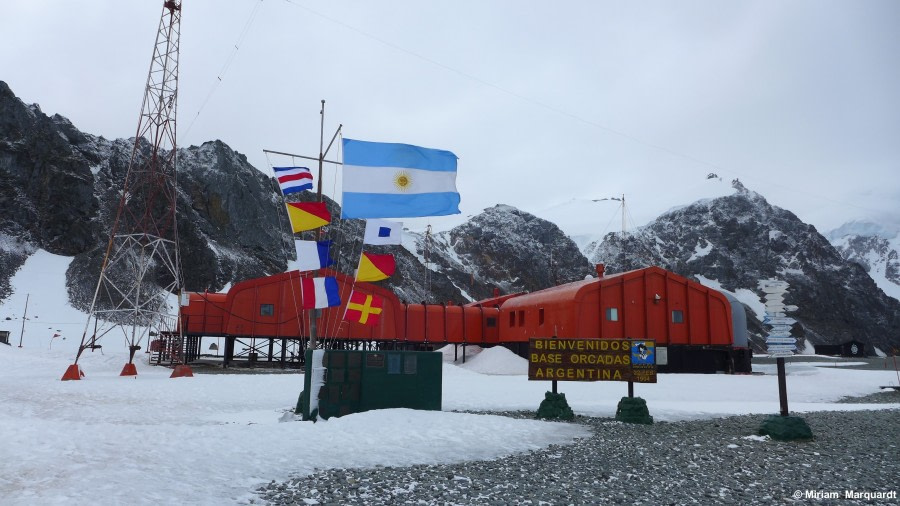 PLA27-17_orcadas flags-Oceanwide Expeditions.jpg