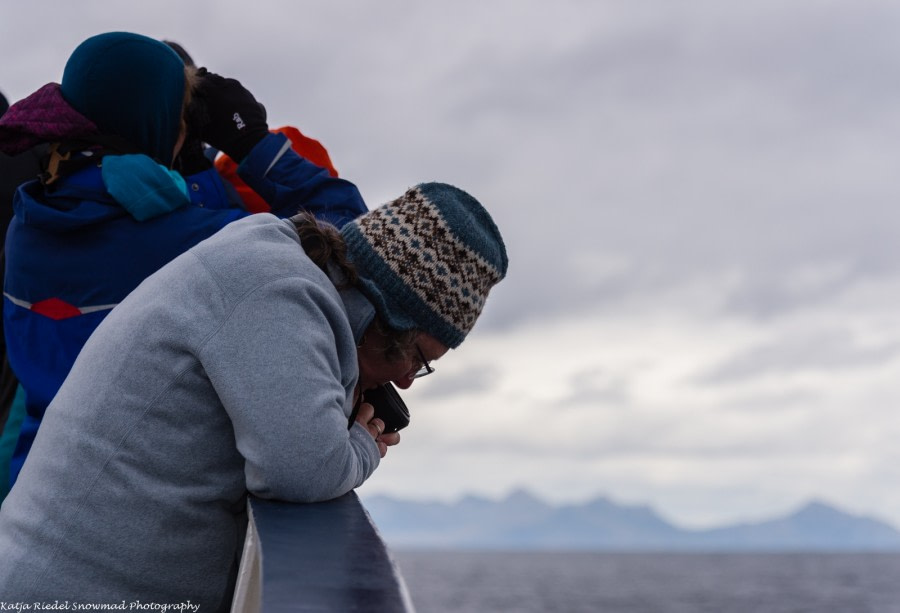 PLA29-17_20170305_Katja Riedel_DSC_1072 Looking for dolphins Cape Horn-Oceanwide Expeditions.jpg