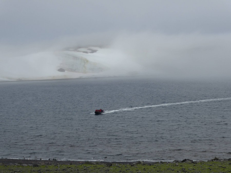 OTL29-17,Day 4 Victoria Salem. Zodiac heading for Half Moon Island-Oceanwide Expeditions.JPG