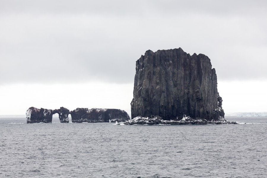 OTL28-17, Ross Sea,170223a_Possession-Islands_067© Rolf Stange-Oceanwide Expeditions.jpg