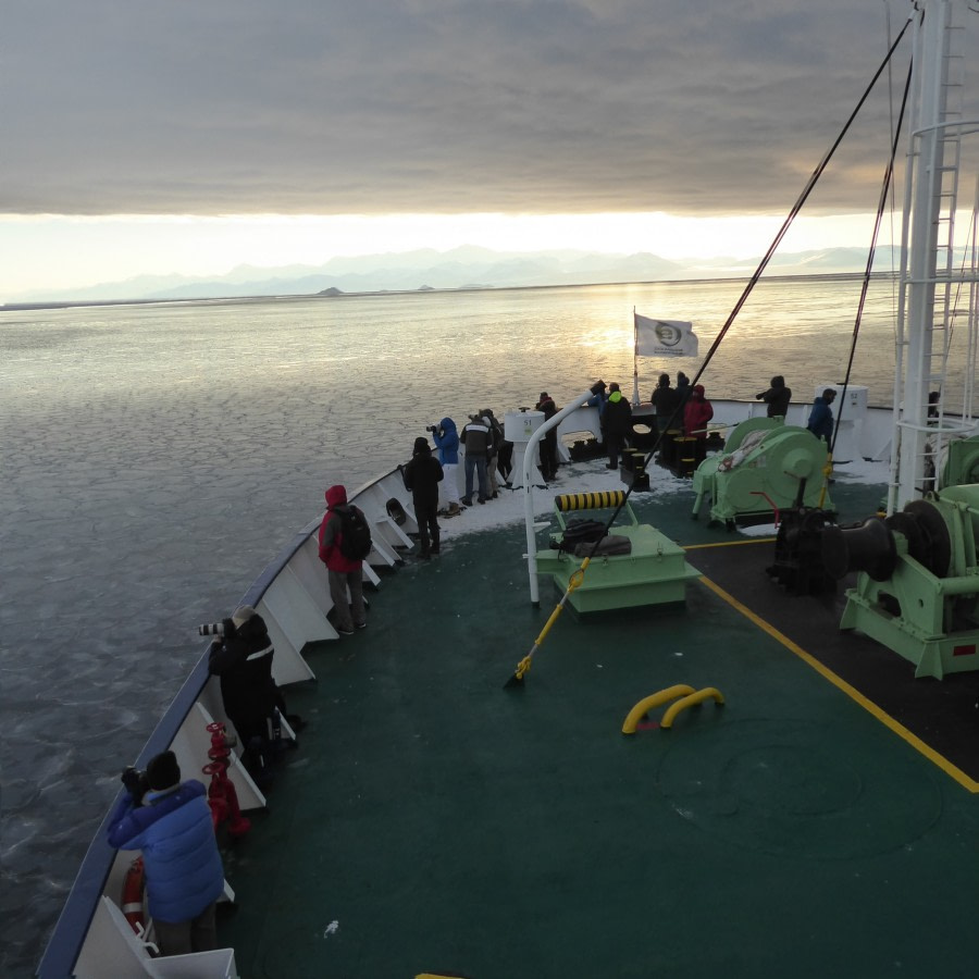 OTL28-17, Ross Sea,Day 13 Victoria Salem. Ortelius in thin ice-Oceanwide Expeditions.JPG