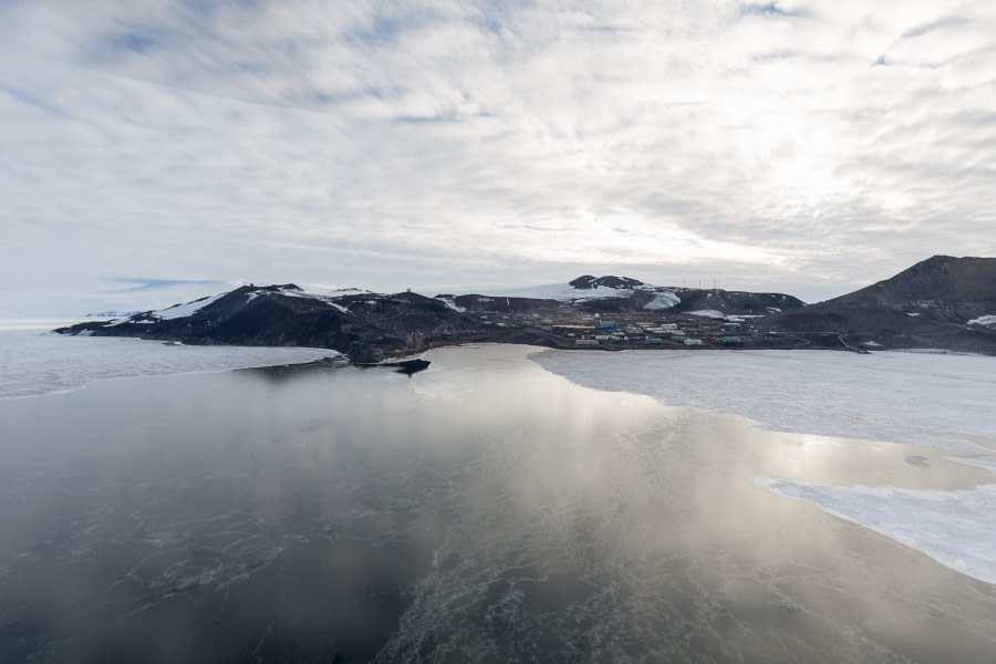 OTL28-17, Ross Sea,170228a_McMurdo-Station_011© Rolf Stange-Oceanwide Expeditions.jpg