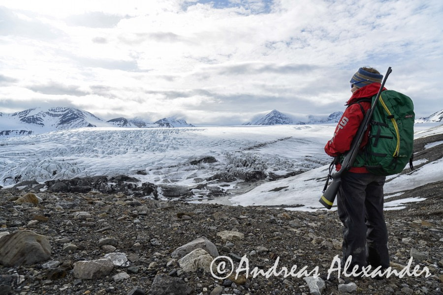 OTL05-17esmarkbreen-Oceanwide Expeditions.jpg