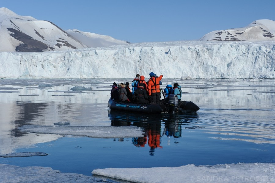 OTL04-17-20170604_Glacier_Cruise_SandraPetrowitz-Oceanwide Expeditions.jpg