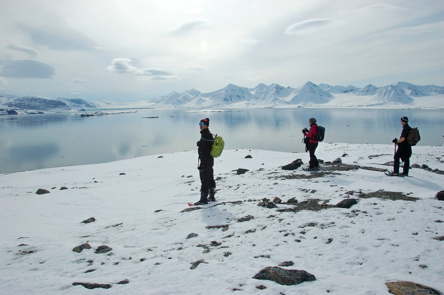 Snowshoe hike, Spitsbergen, Arctic Spring  © Oceanwide Expeditions, Philipp Schaudy