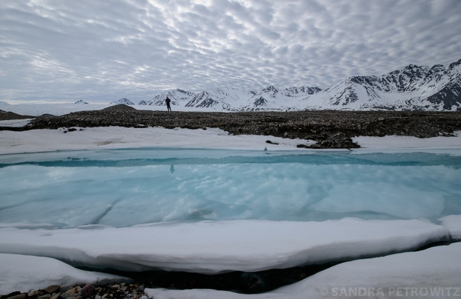 OTL05-1720170610_Engelskbukta_Reflection_SandraPetrowitz_DSC_5928-Oceanwide Expeditions.jpg