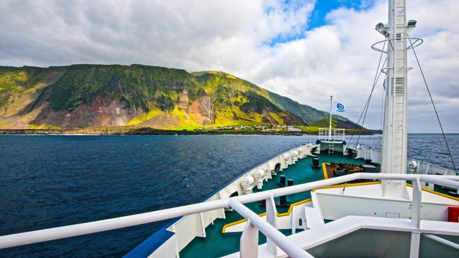 Plancius arriving tristan du cunha, atlantic odyssey  2017