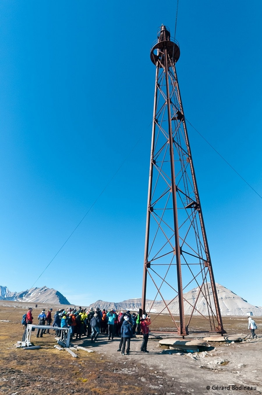 PLA13-17, Day 2 2017-08-12_1_GerardBodineau_ZeppelinMast_© Oceanwide Expeditions.jpg