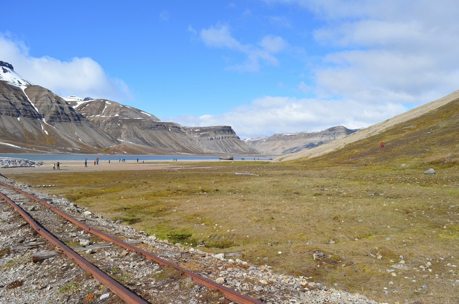 Skansbukta © LydiaMessingfeld - Oceanwide Expeditions.jpg