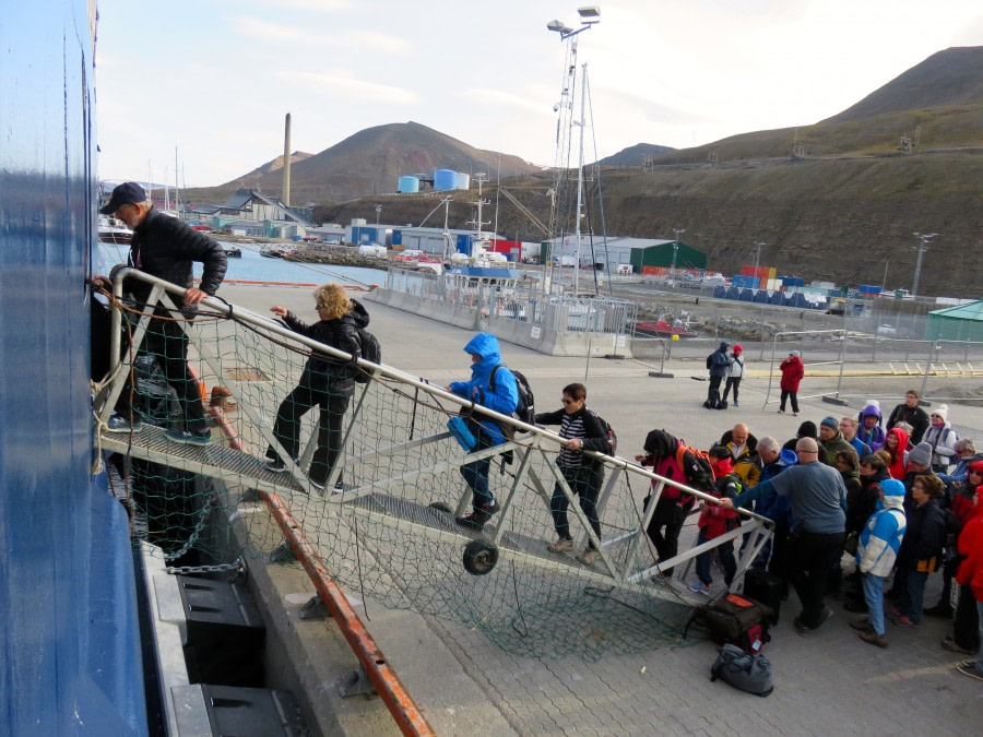 Embarkation, Longyearbyen