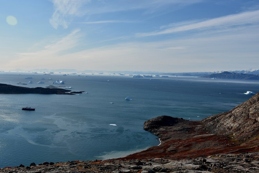 PLA16-17, Day 3 2017-09-13 Åsa Lindgren view Sydkap _Oceanwide Expeditions.JPG