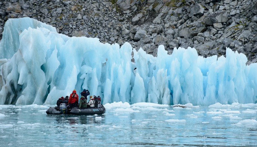 PLA14-17, Day 4 20170823_SandraPetrowitz_BlueIce _Oceanwide Expeditions.jpg