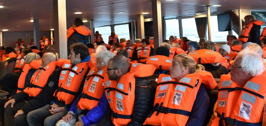 PLA17-17, Day 1 Åsa Lindgren 20170918 2 safety briefing _Oceanwide Expeditions.JPG