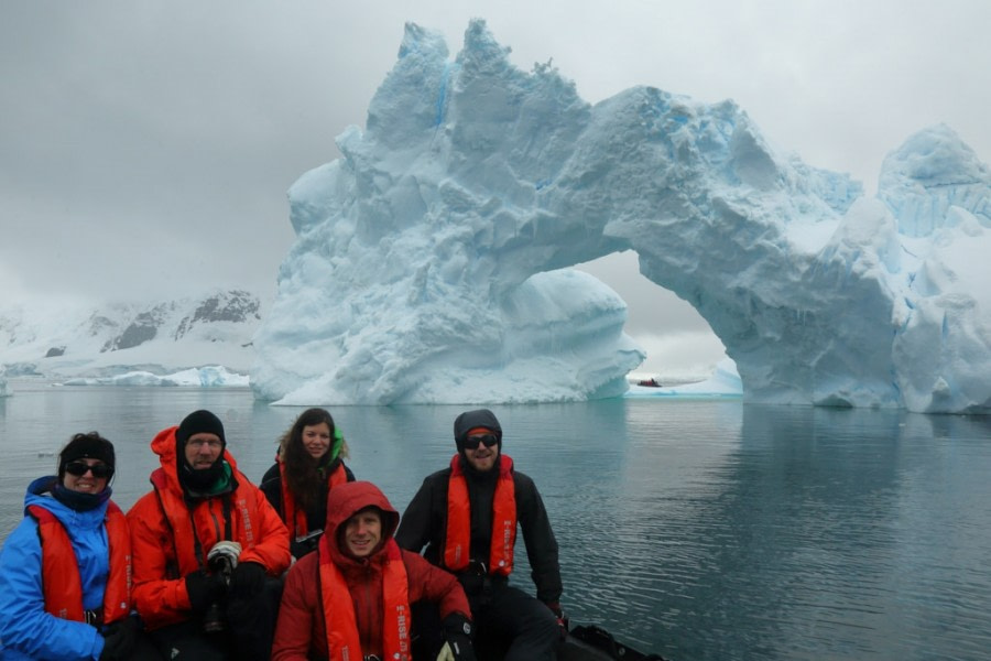 OTL23A-17,Day 6 PARADISE BRUCE ROBINSON-2_© Oceanwide Expeditions.jpg