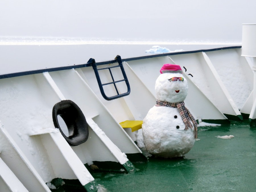 TRIP LOG OTL21-17, Day 9 snowman1_© Oceanwide Expeditions.JPG